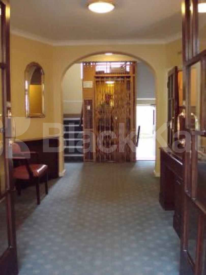 			New Instruciton, 2 Bedroom, 1 bath, 1 reception Flat			 Cochrane Close, ST JOHNS WOOD